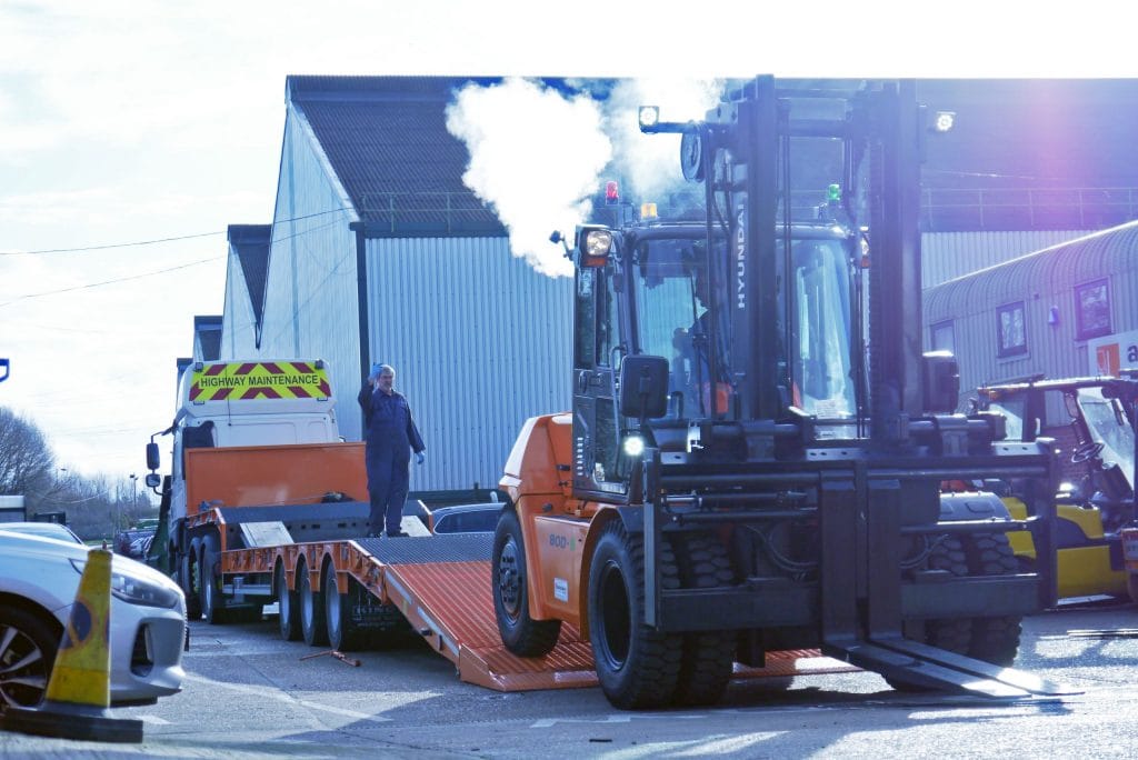 Acclaim Handling lorry delivering a replacement forklift at short notice