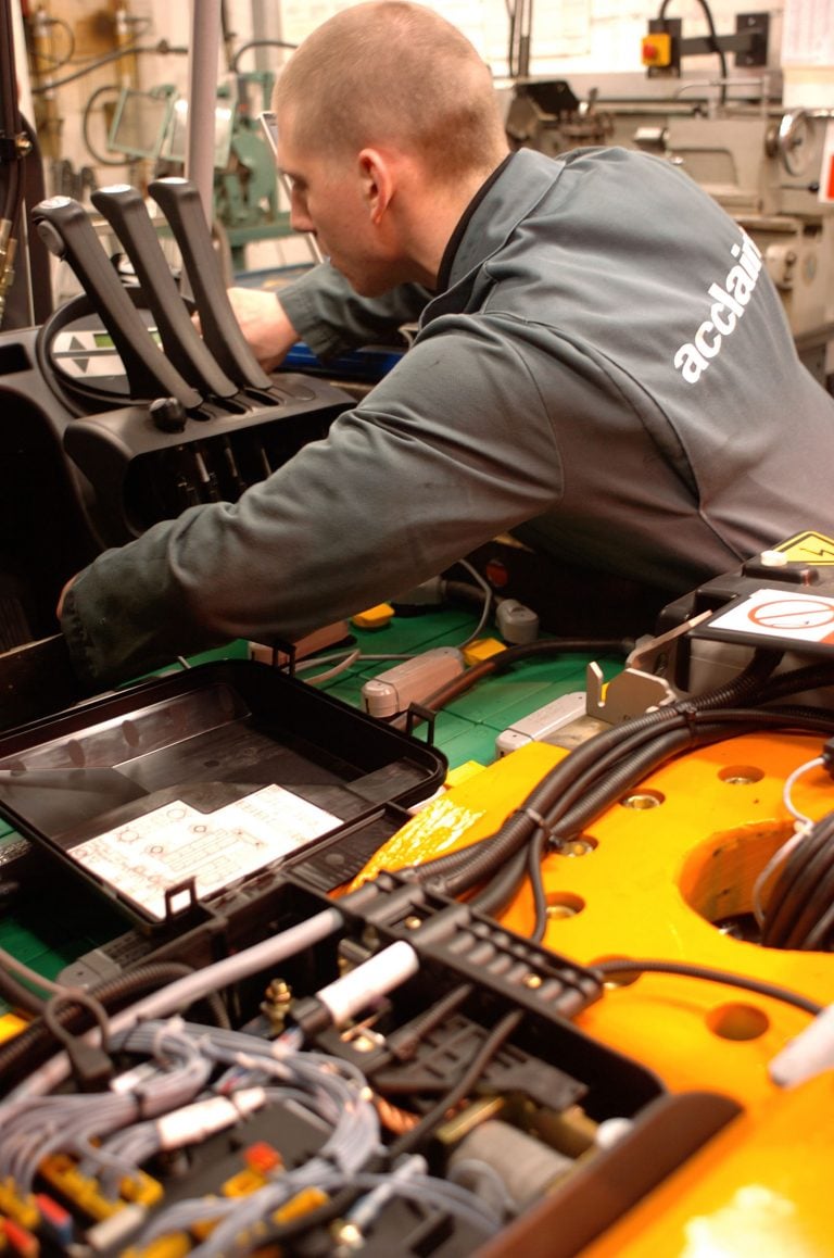 Forklift Repair Services | Maintenance and Servicing | Acclaim Handling