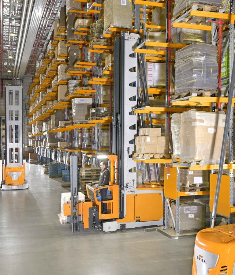 Order Pickers & VNA Equipment