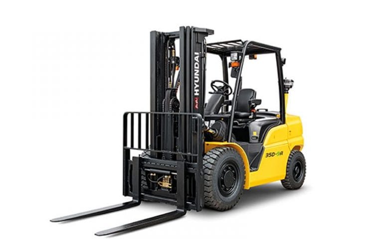 Hyundai Battery Forklifts at Acclaim South
