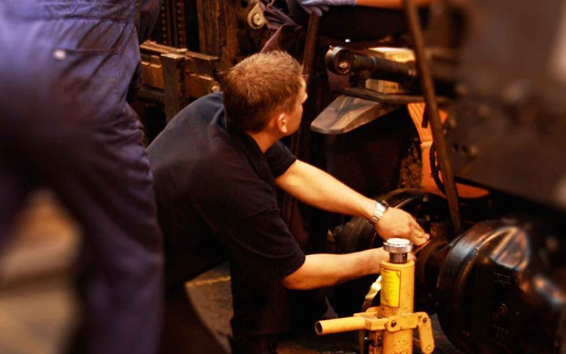 Forklift Repairs & Maintenance – Who Can I Trust?