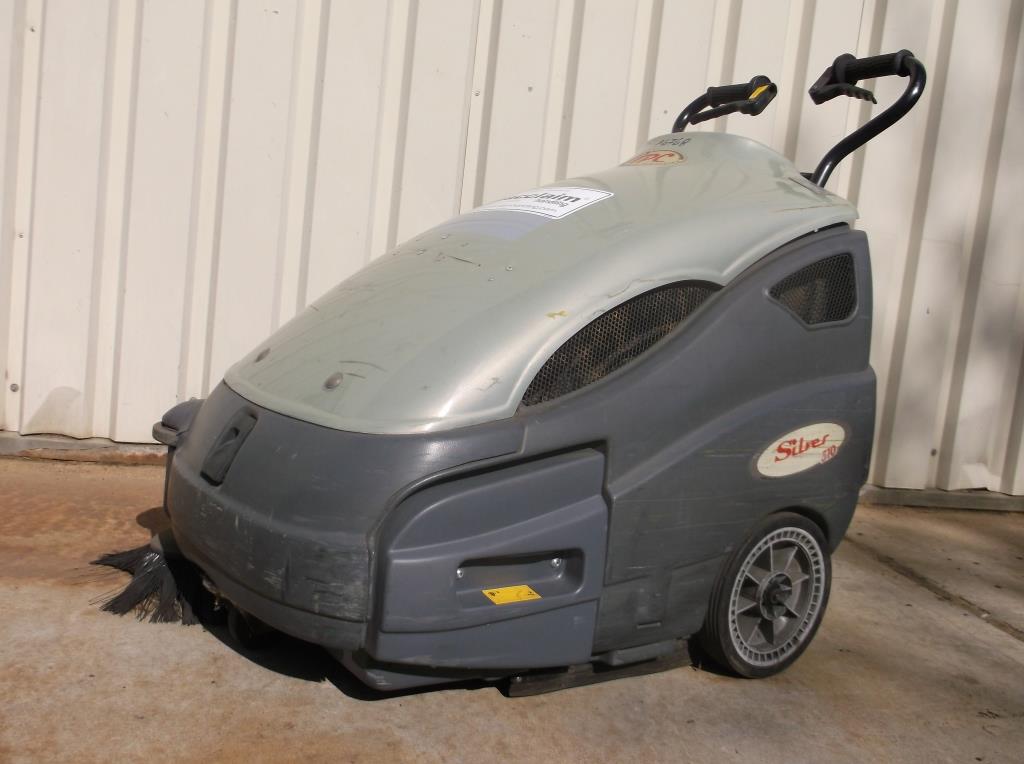 Used TECNOVA TK510ET Sweeper