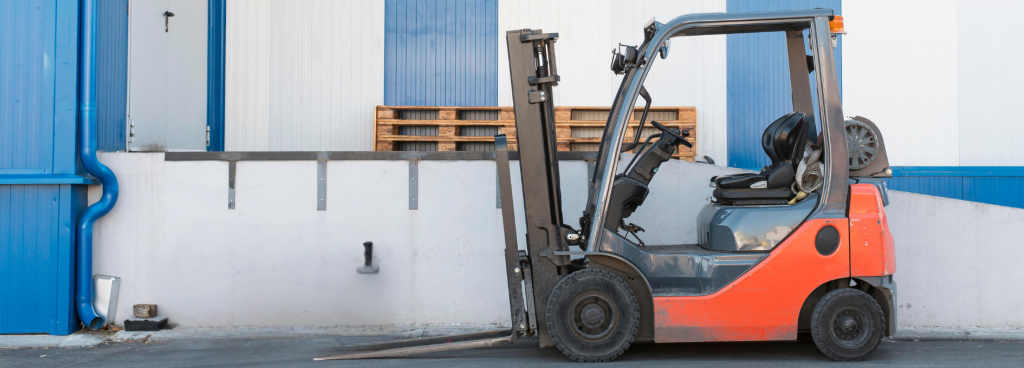 How High Should Your Forks Be When Driving a Forklift?