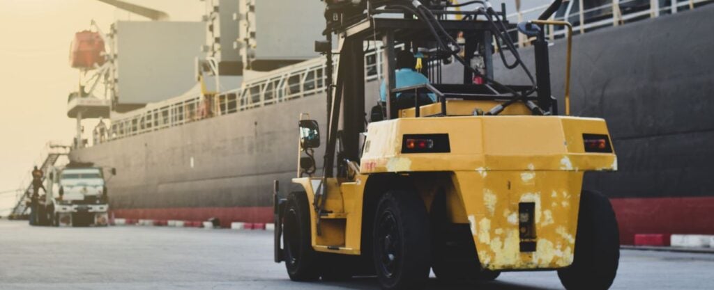 Using Forklifts On Seaports