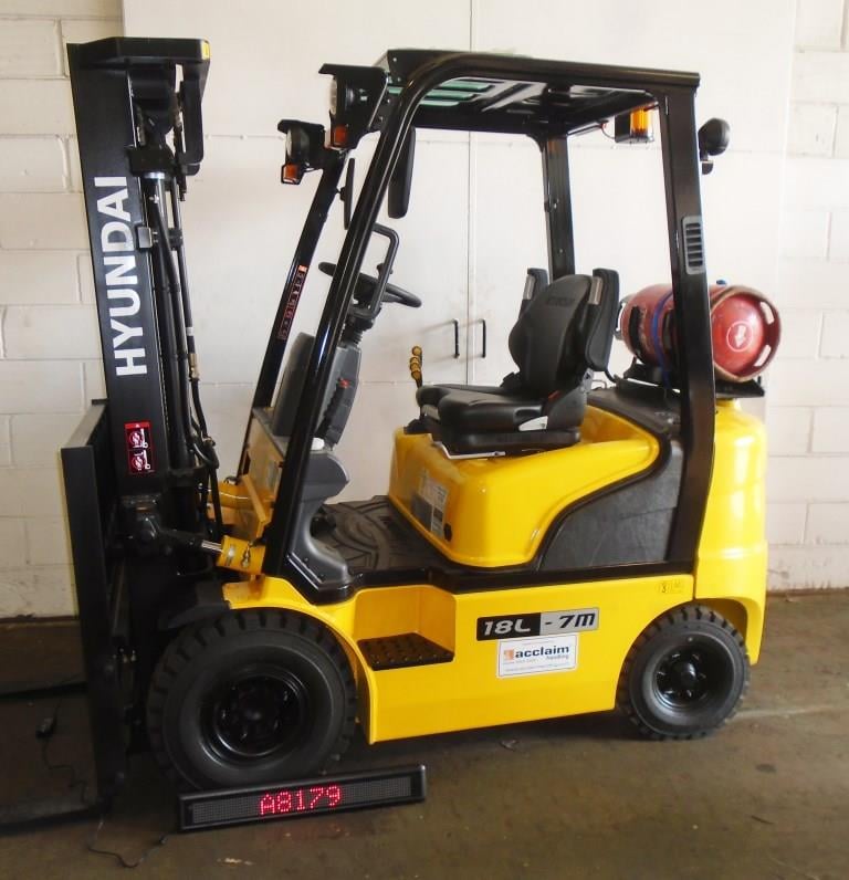 Used HYUNDAI 18L-7M LP Gas Forklift