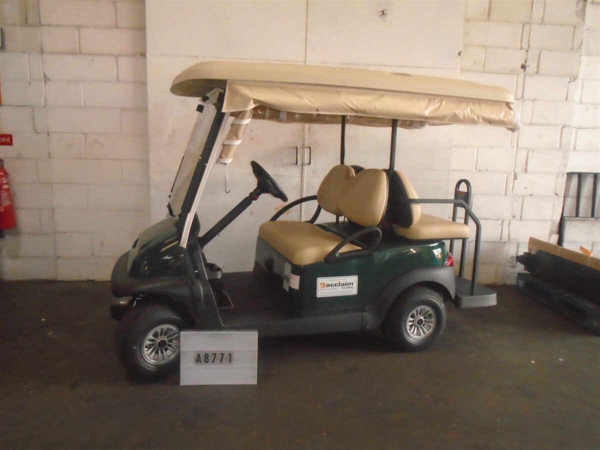 Used CLUB CAR VILLAGER 4
