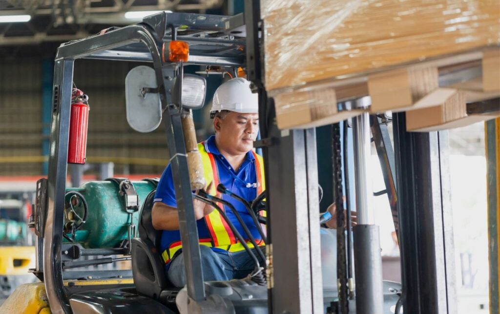 How High Should a Load be Carried on a Forklift?