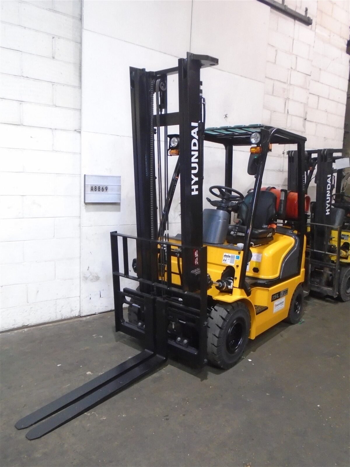 Used HYUNDAI 15L-7M LP Gas Forklift
