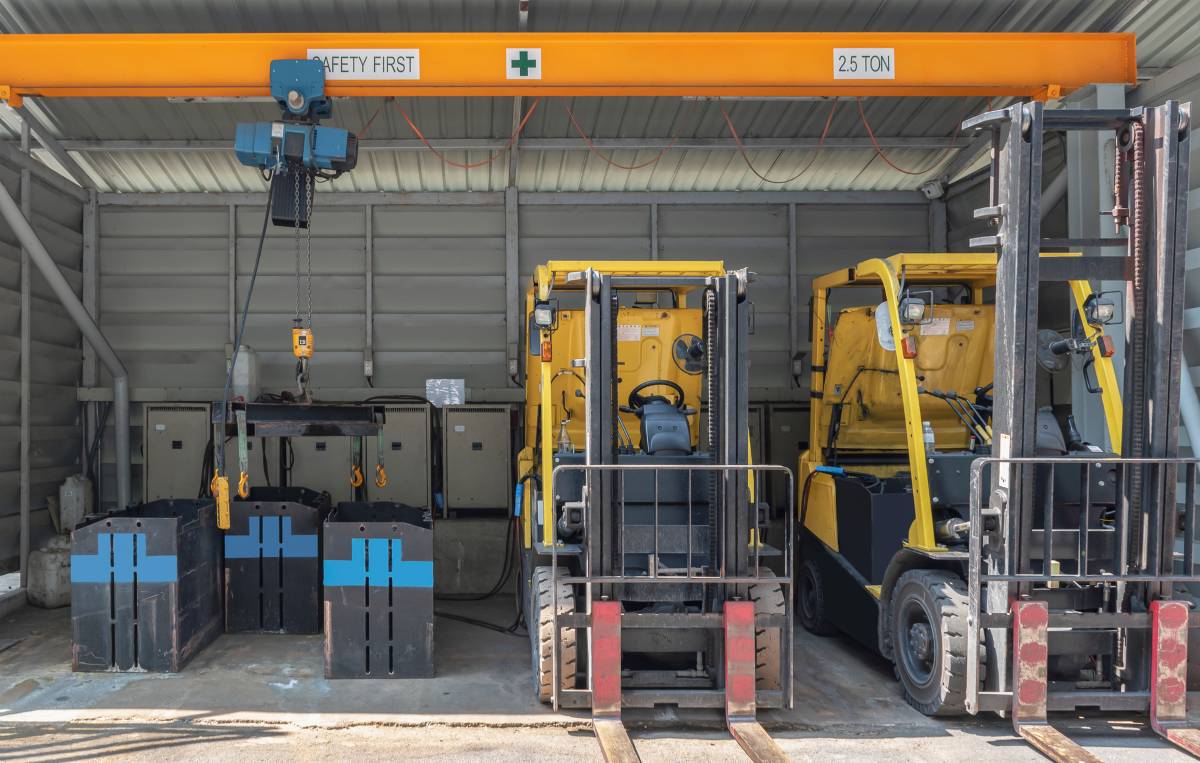 Forklift Battery Maintenance: 7 Expert Tips