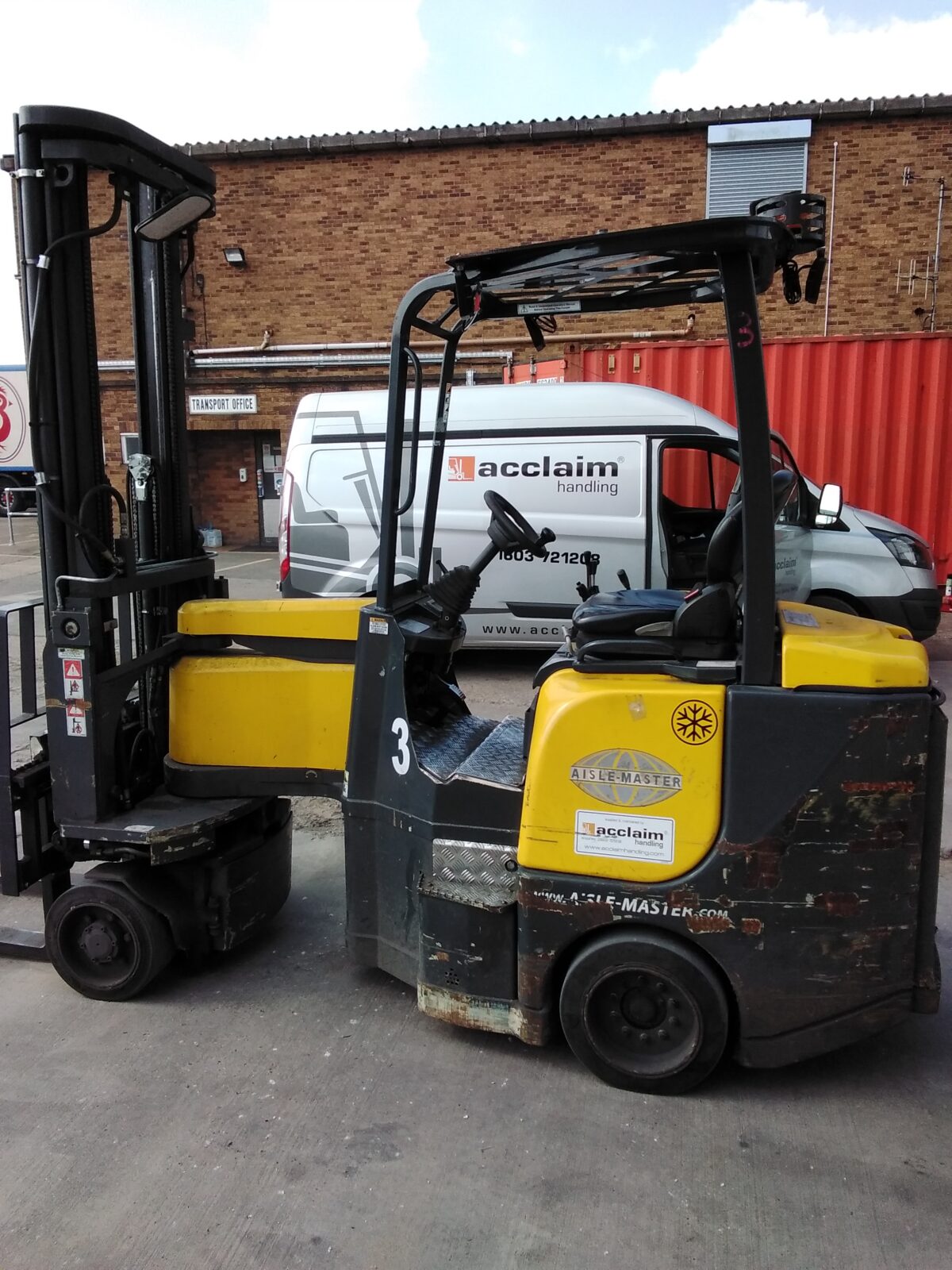 Used AISLE MASTER 15SE Articulated Forklift