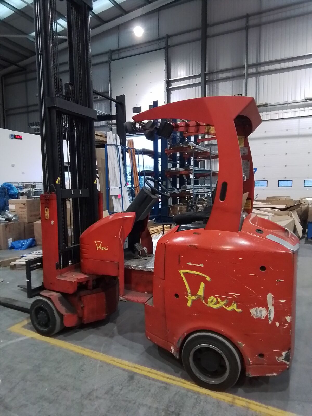 Used NARROW AISLE FLEXI G4 Articulated Forklift