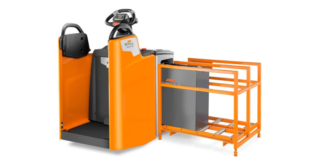 Traction battery being changed on an electric warehouse truck