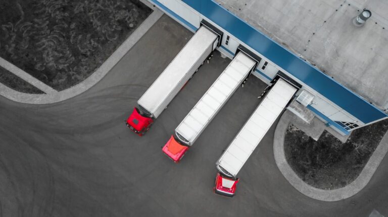 How to Effectively Implement Cross-Docking in Warehouse