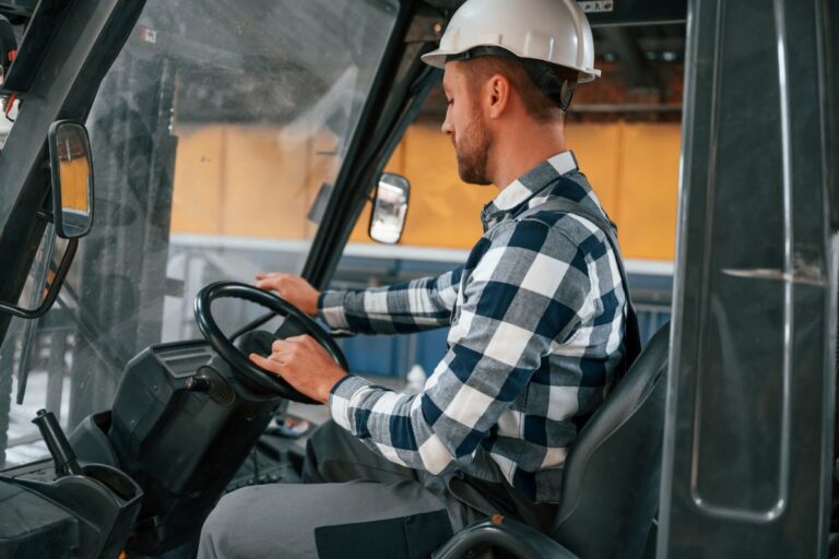Importance of Forklift Seatbelt and Restraint System