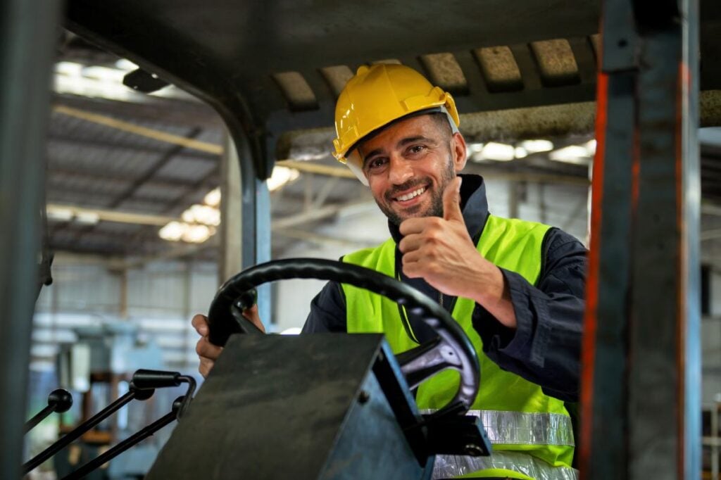 6 Common Mistakes When Hiring Forklifts: How to Avoid Them