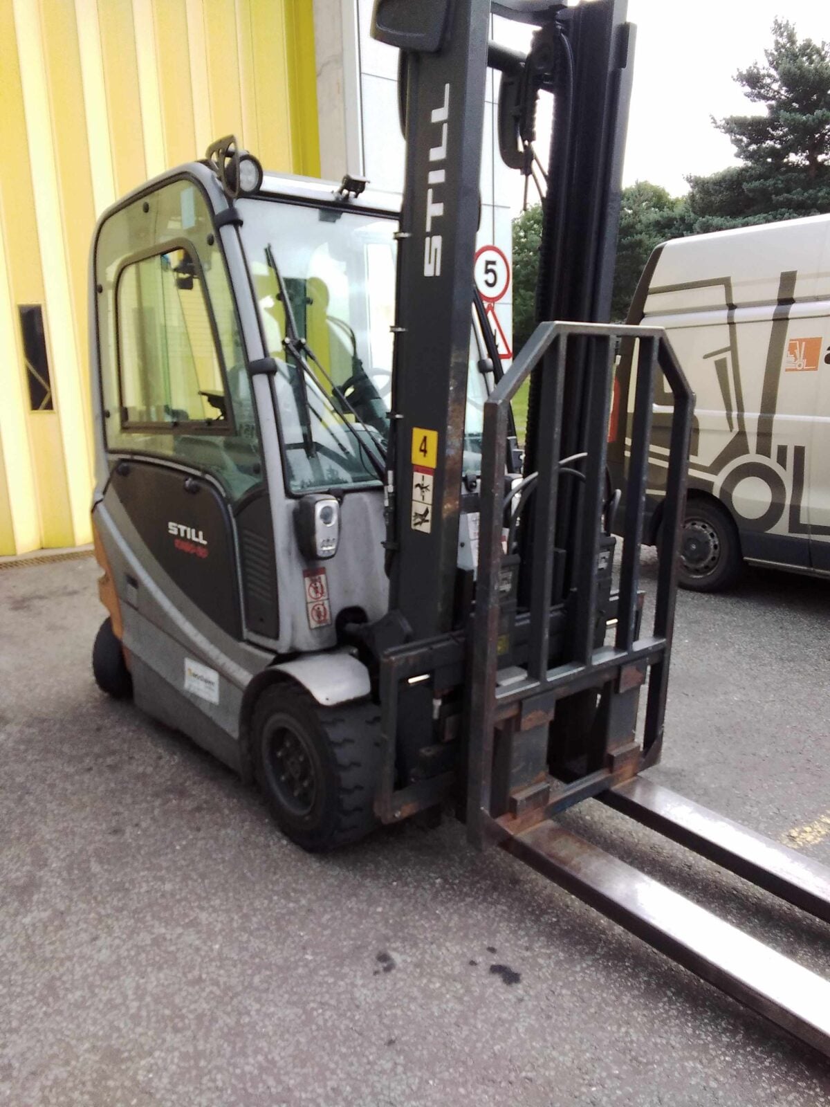Used STILL RX60 3.0 Electric Forklift