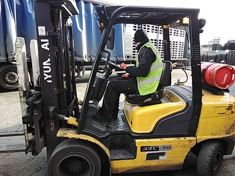 Used HYUNDAI 33L-7A LP Gas Forklift