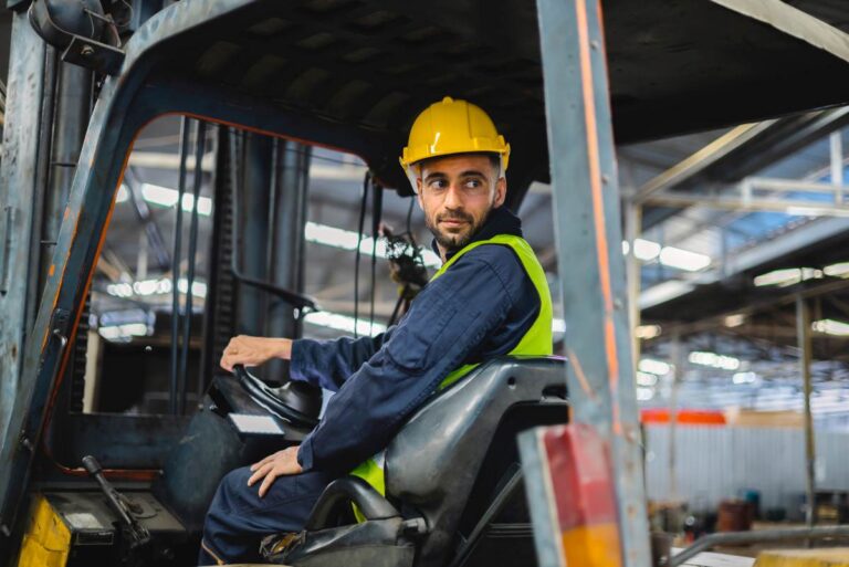 Forklift Rental for Seasonal Demand: A Smart Strategy