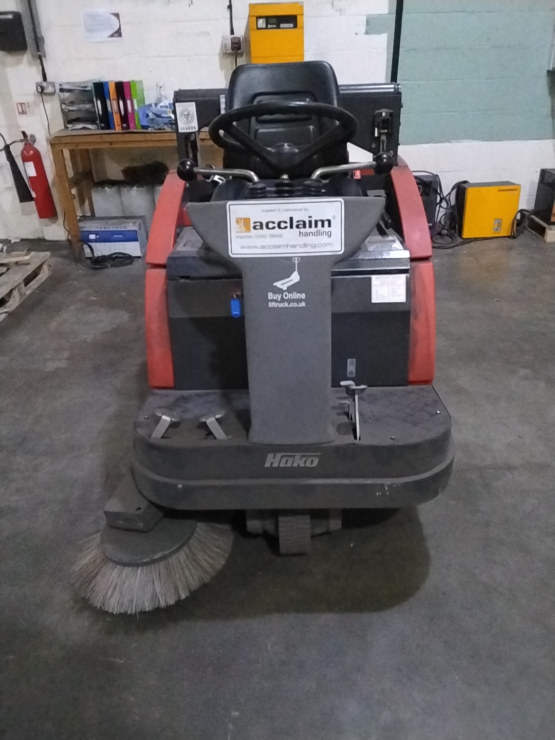 Used HAKO J980 Sweeper