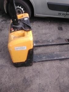 HYUNDAI 15EP Powered Pallet Truck