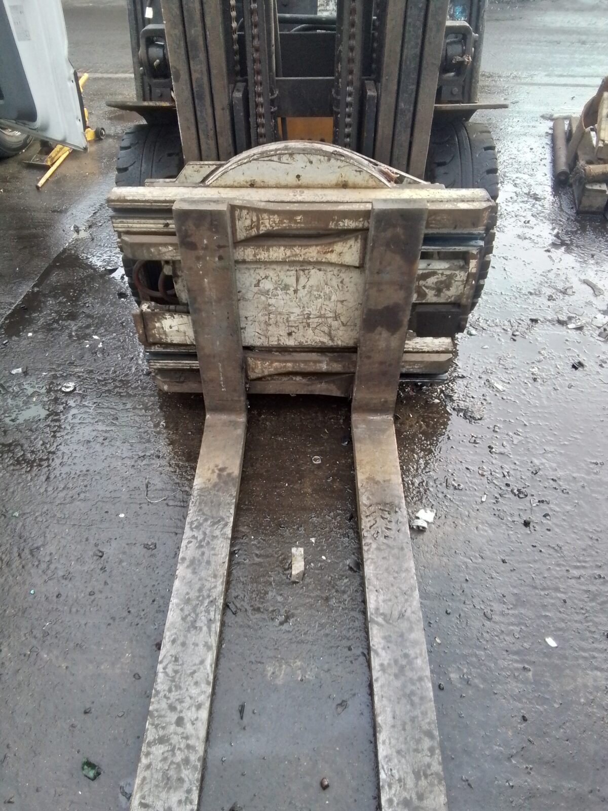 Used CASCADE REVOLVING FORK CLAMP Forklift Attachment