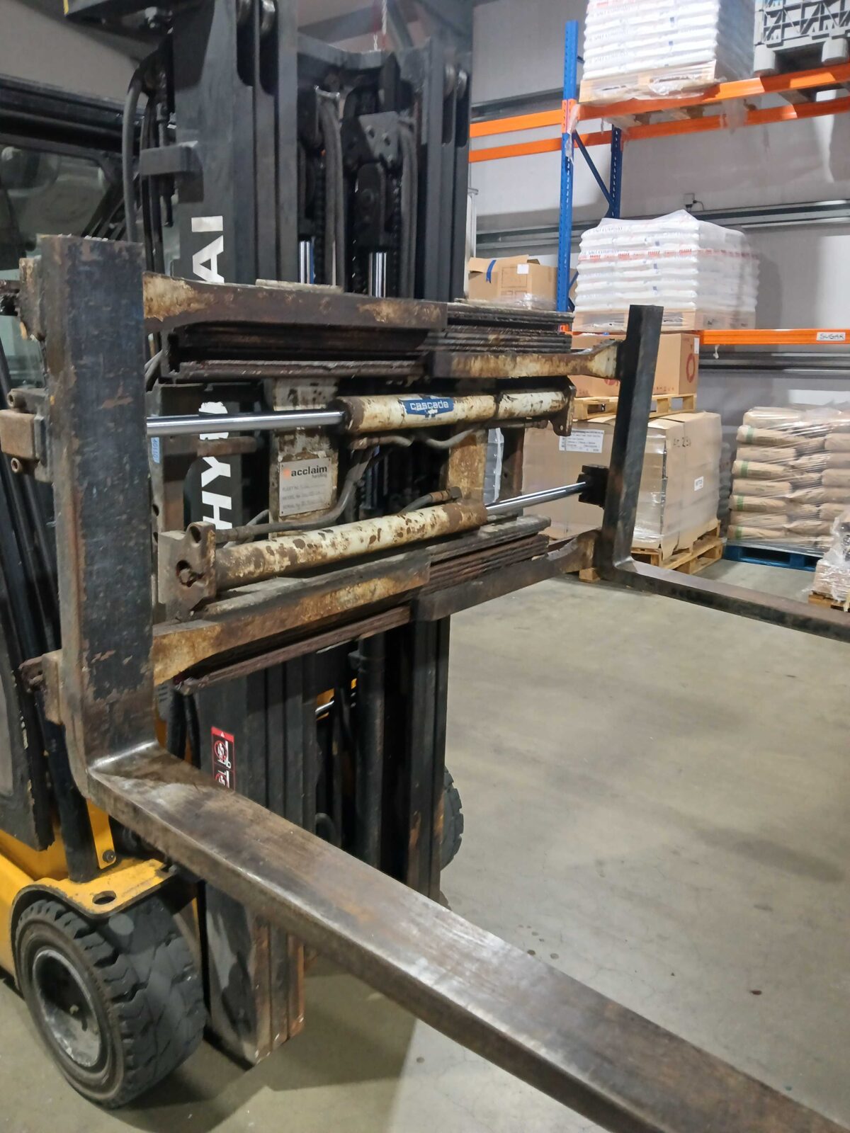 Used CASCADE REVOLVING FORK CLAMP Forklift Attachment