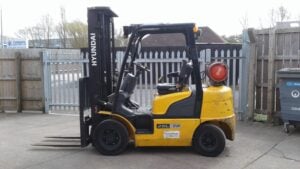HYUNDAI 25L-7A LP Gas Forklift