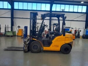 HYUNDAI 25D-9 Diesel Forklift