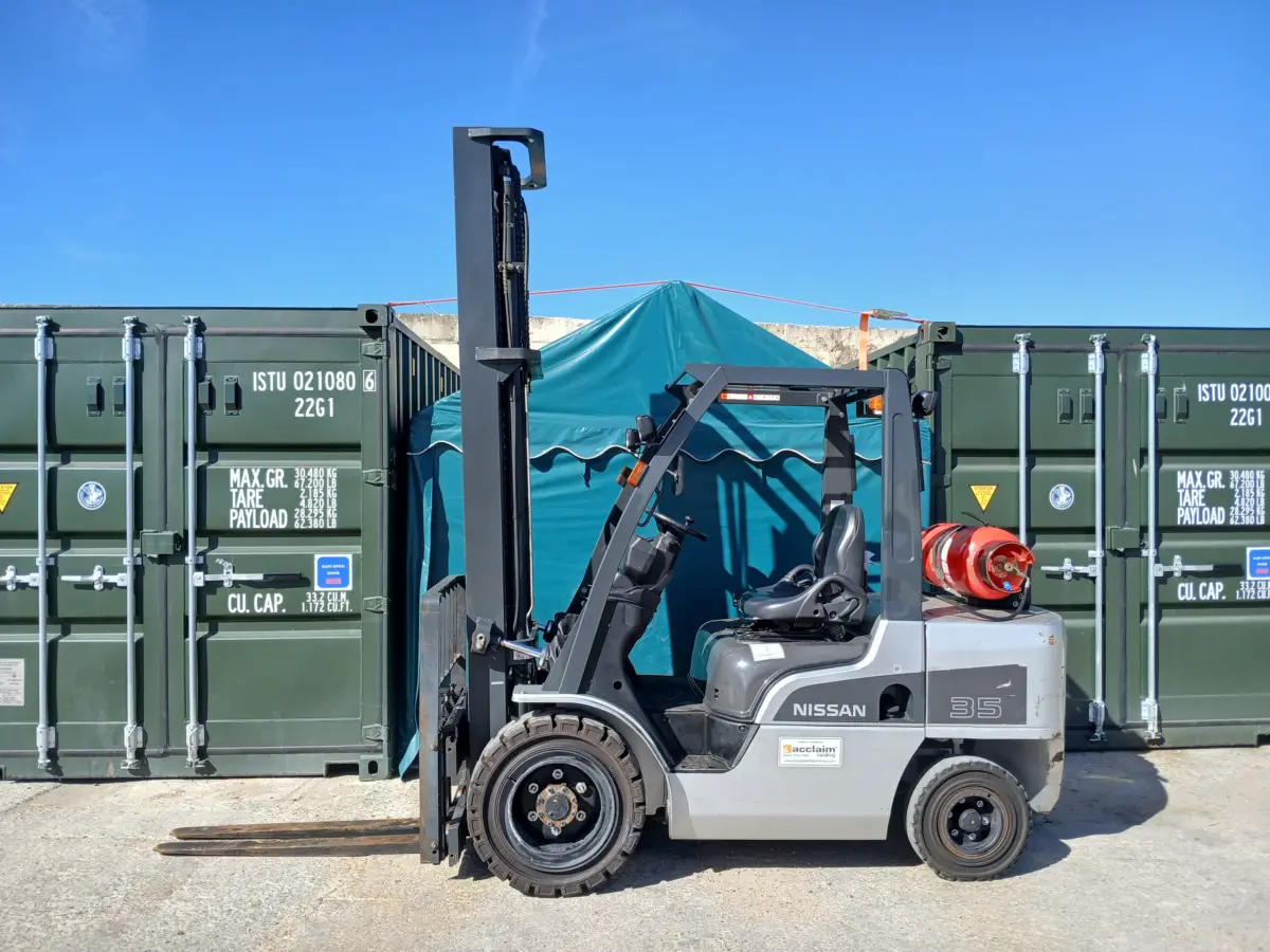 Used NISSAN UG1F2A35DU LP Gas Forklift