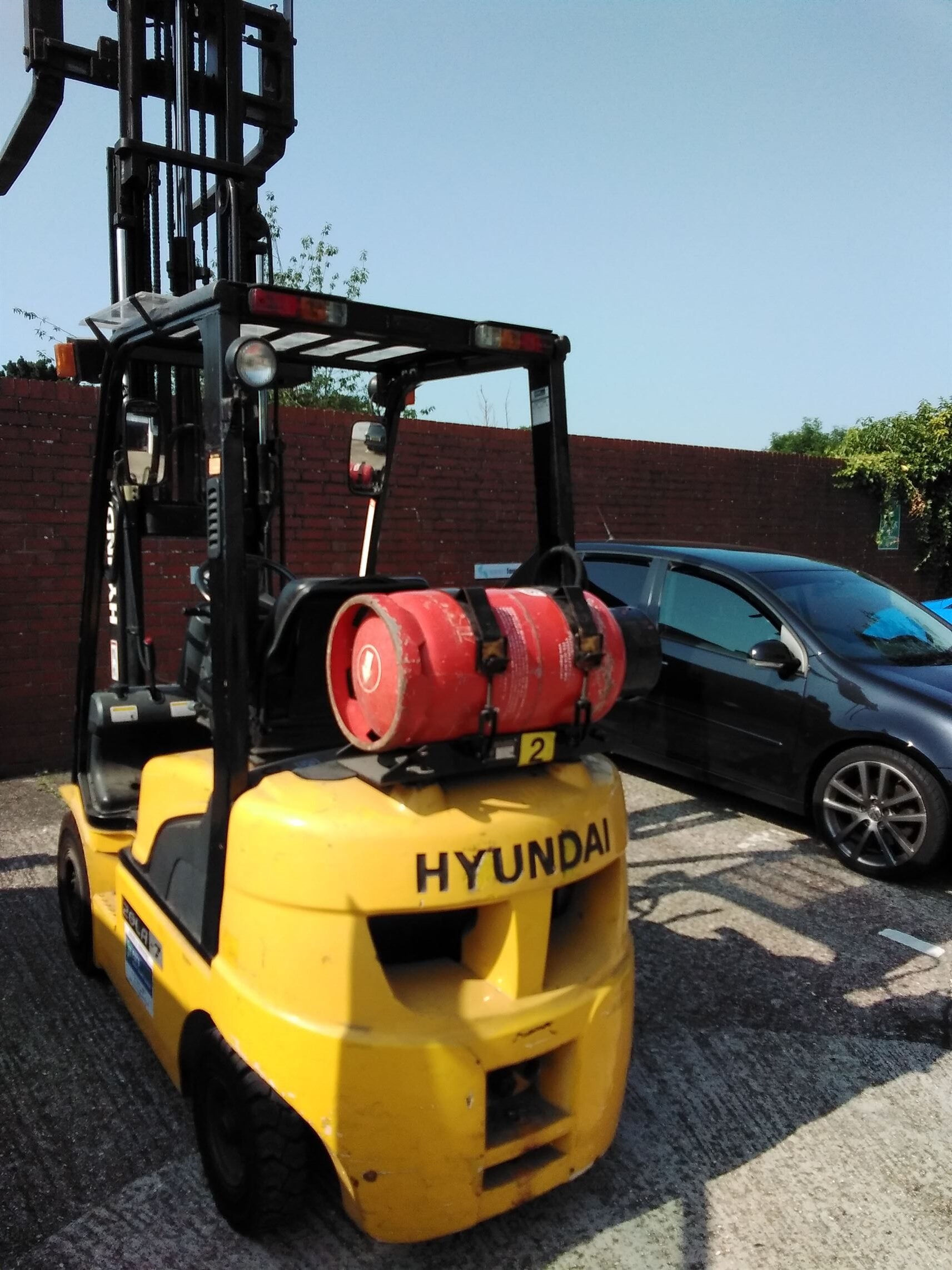 HYUNDAI 20L-7A